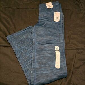 NWT Xersion Women's‎ Slim Straight High Rise Teal Leggings Size Small